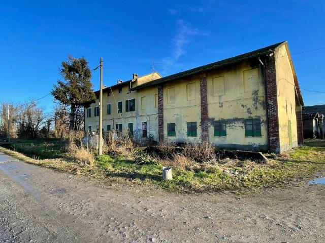 Rustico in vendita a Romanengo, Lombardia