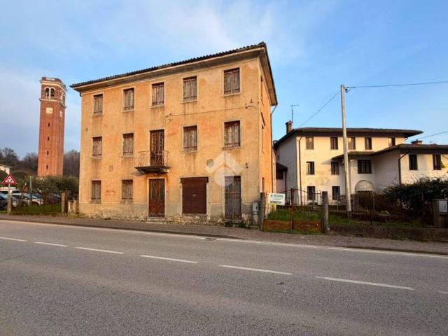 Rustico in vendita a San Giacomo, Romano D'ezzelino