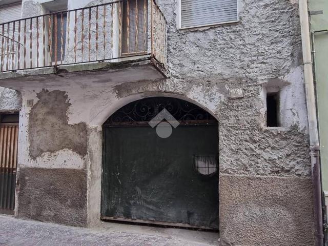 Rustico in vendita a Romano Di Lombardia, Lombardia