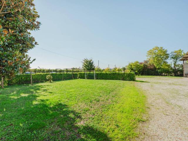 Rustico in vendita a Roncade, Veneto