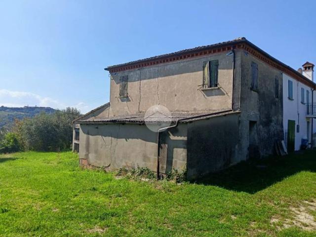 Rustico in vendita a Santa Paola, Roncofreddo