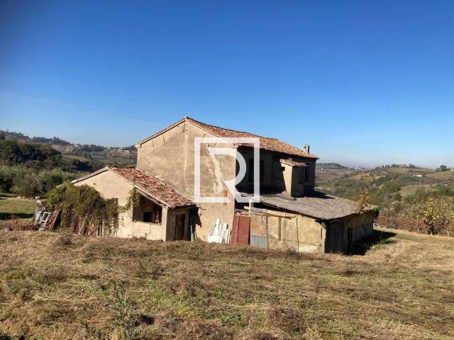 Rustico in vendita a Roncofreddo, Reggio Emilia