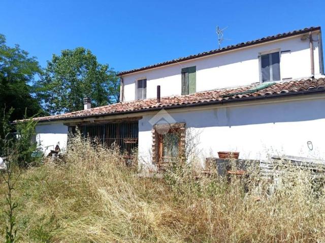 Rustico in vendita a Roncofreddo, Reggio Emilia