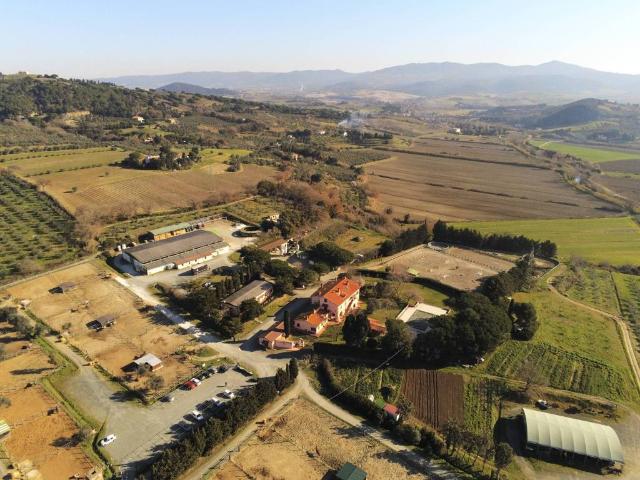 Rustico in vendita a Rosignano Marittimo, Toscana
