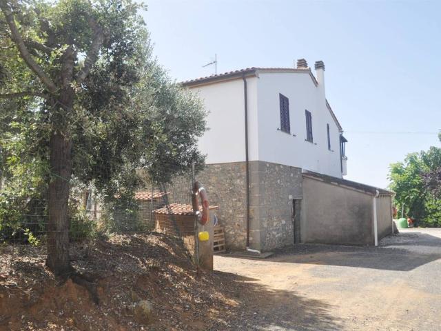 Rustico in vendita a Rosignano Marittimo, Toscana
