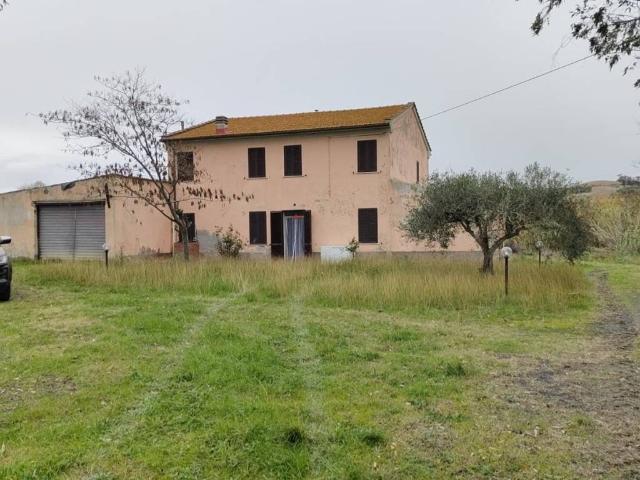 Rustico in vendita a Rosignano Marittimo, Toscana