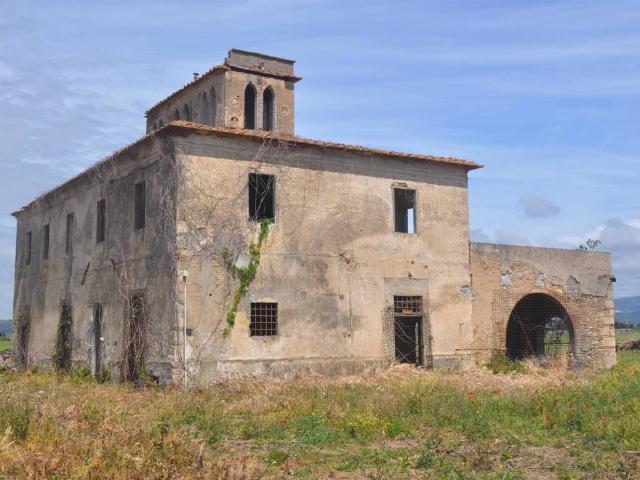 Rustico in vendita a Rosignano Marittimo, Toscana