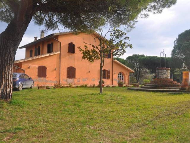 Rustico in vendita a Rosignano Marittimo, Toscana