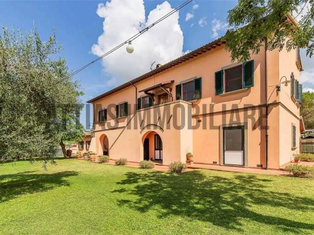 Rustico in vendita a Rosignano Marittimo, Toscana