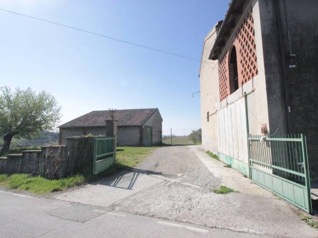 Rustico in vendita a Piemonte, Alessandria