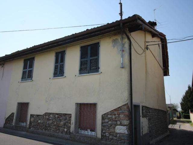 Rustico in vendita a Rovato, Lombardia