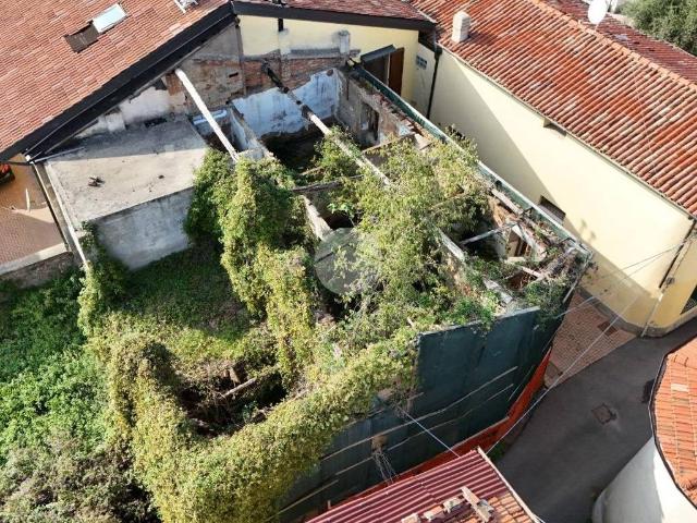 Rustico in vendita a Villaggio Famiglia, Rovato