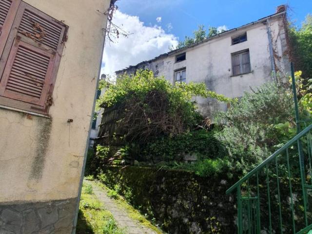 Rustico in vendita a Casanova, Rovegno
