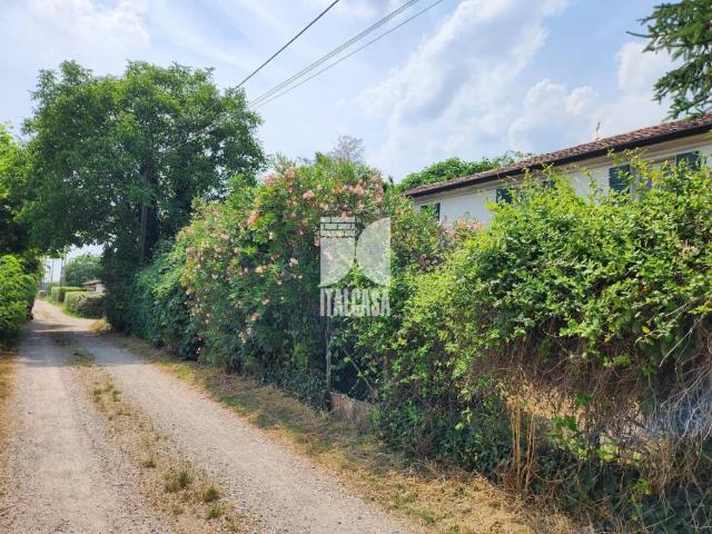 Rustico in vendita a Castiglione Mantovano, Roverbella