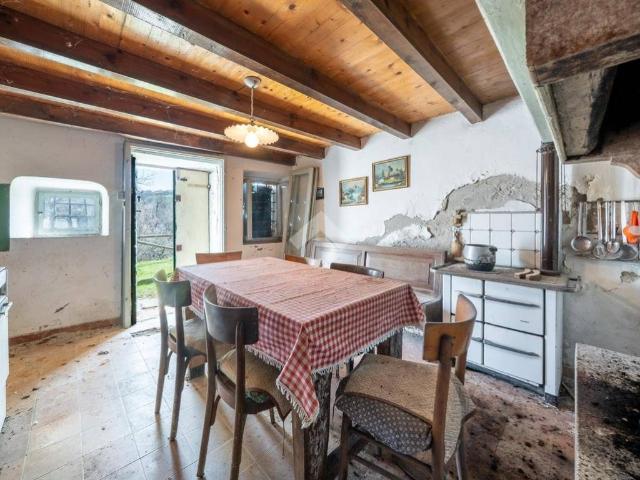 Rustico in vendita a Roverè Veronese, Veneto