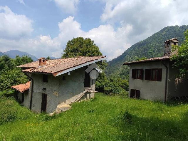 Rustico in vendita a Rovetta, Lombardia