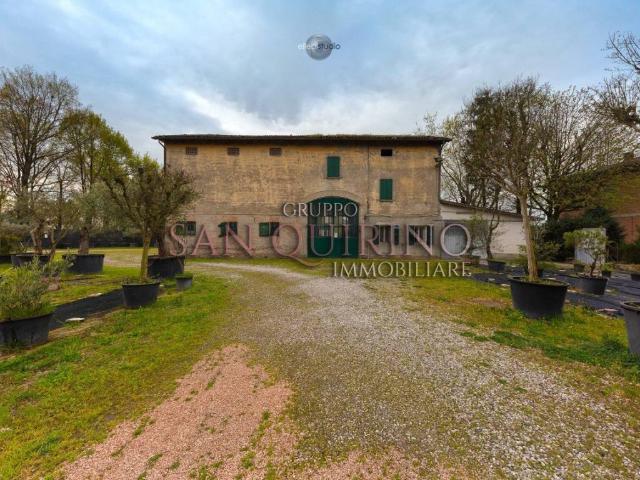 Rustico in vendita a Tresinaro - Secchia, Re