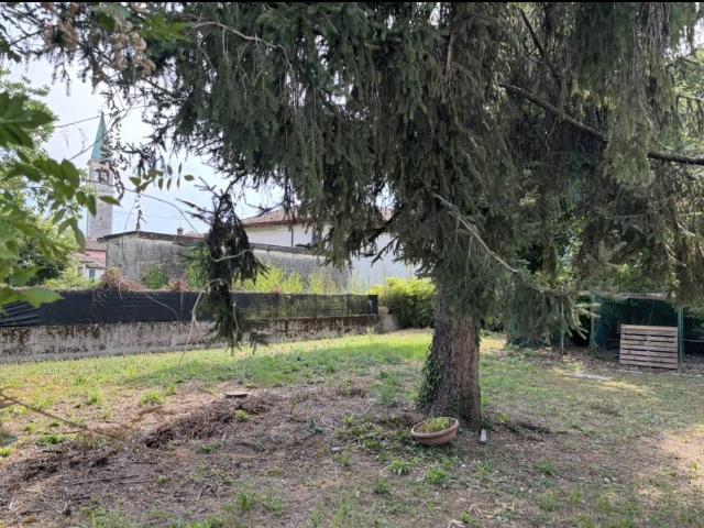 Rustico in vendita a Ruda, Friuli-Venezia Giulia