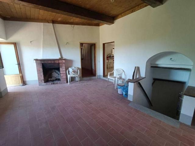 Rustico in vendita a Unione di Comuni Valdarno e Valdisieve, Rufina