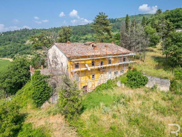 Rustico in vendita a Unione di Comuni Valdarno e Valdisieve, Pelago