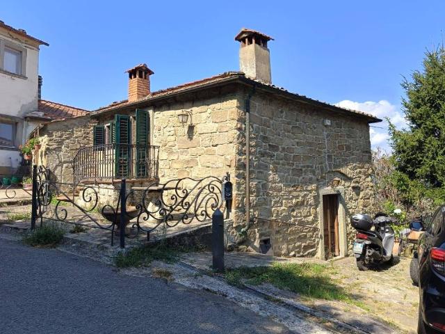 Rustico in vendita a Unione di Comuni Valdarno e Valdisieve, Rufina