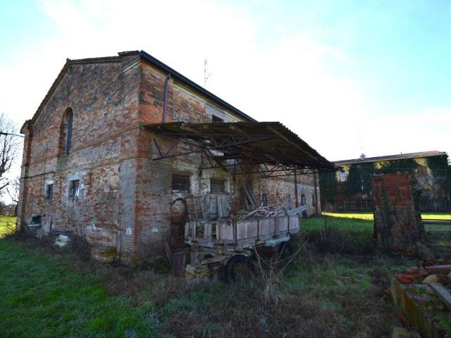 Rustico in vendita a Russi, Reggio Emilia
