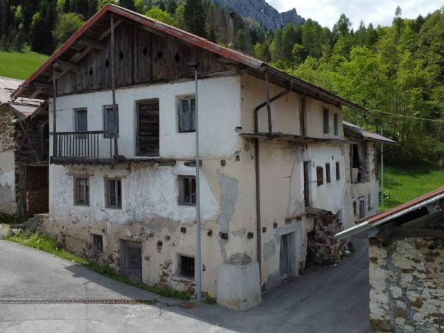Rustico in vendita a Comunità di Primiero, Sagron Mis