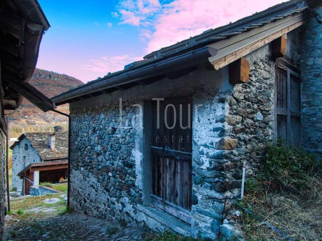 Rustico in vendita a Saint Marcel, Aosta