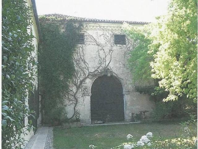 Rustico in vendita a Salgareda, Veneto