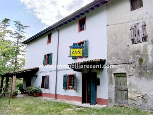 Rustico in vendita a Salsomaggiore Terme, Reggio Emilia