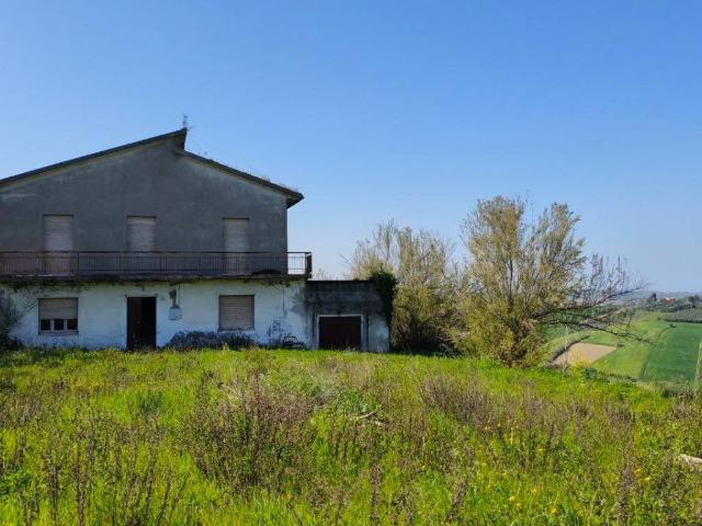 Rustico in vendita a Saludecio, Reggio Emilia