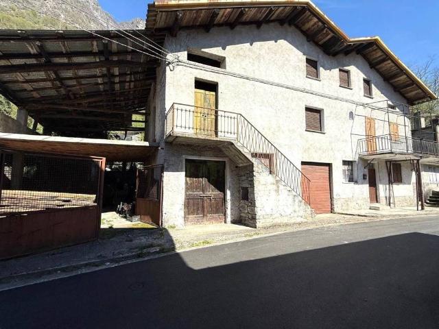 Rustico in vendita a Comunità montana della Valchiavenna, San Pietro Samolaco