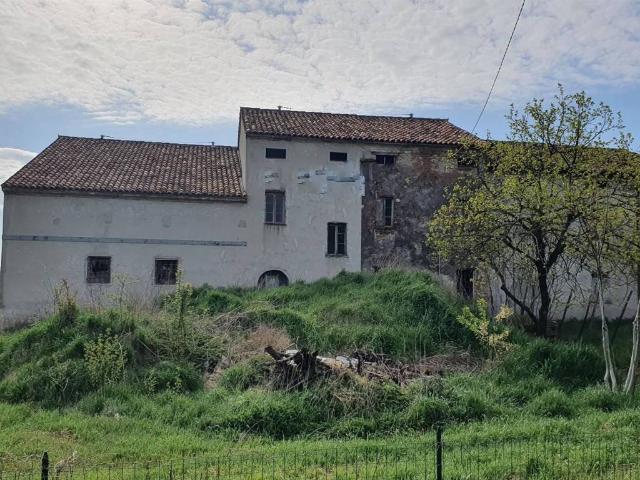 Rustico in vendita a San Benedetto Po, Lombardia