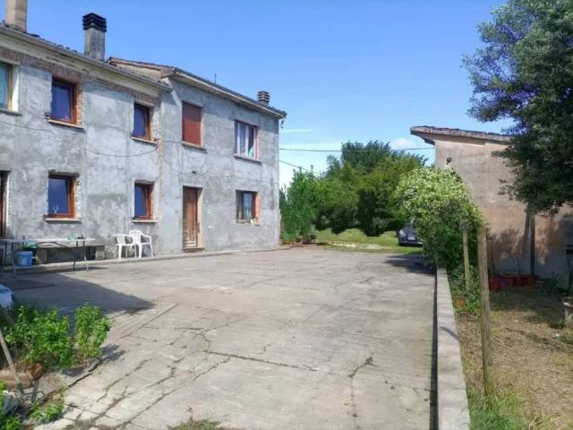 Rustico in vendita a San Benedetto Po, Lombardia
