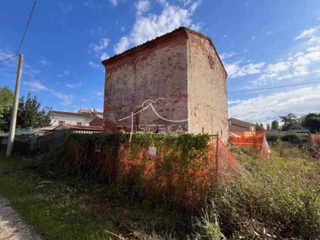 Rustico in vendita a San Benedetto Po, Lombardia