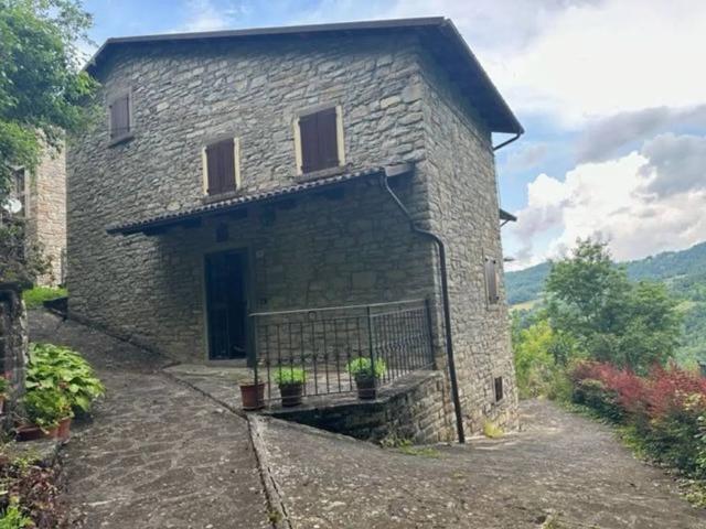 Rustico in vendita a Unione dell'Appennino Bolognese, San Benedetto Val Di Sambro