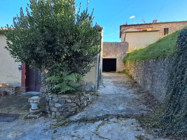 Rustico in vendita a Palazzone, San Casciano