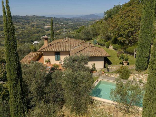 Rustico in vendita a Montefiridolfi, San Casciano in Val di Pesa