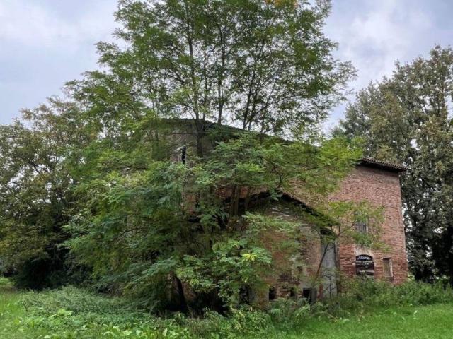 Rustico in vendita a Unione dei comuni del Sorbara, San Cesario Sul Panaro