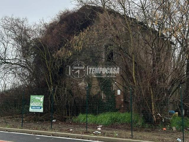 Rustico in vendita a Unione dei comuni del Sorbara, San Cesario Sul Panaro