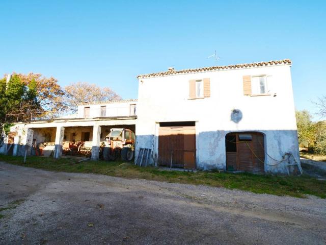 Rustico in vendita a San Clemente, Reggio Emilia