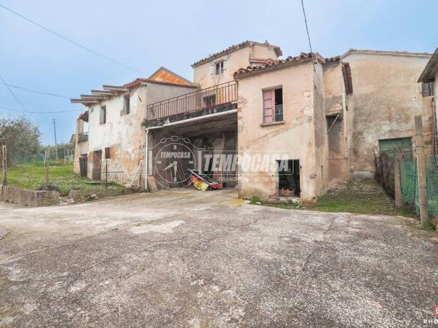 Rustico in vendita a San Clemente, Reggio Emilia