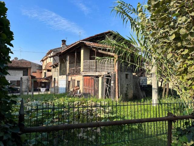 Rustico in vendita a Gerette, San Colombano Al Lambro