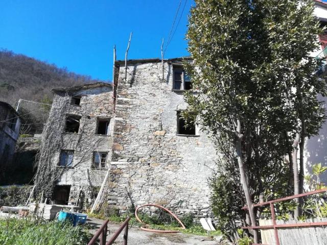 Rustico in vendita a San Colombano Certenoli, Cian De Dria