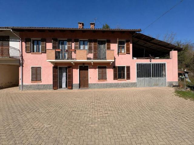 Rustico in vendita a Piemonte, Asti