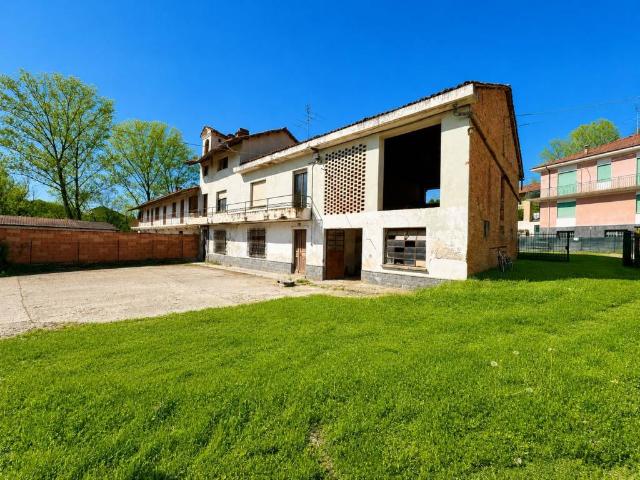 Rustico in vendita a Piemonte, Asti