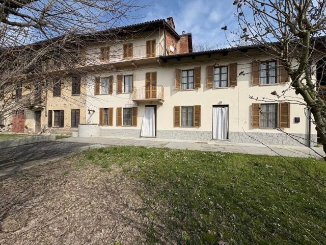 Rustico in vendita a Piemonte, Asti