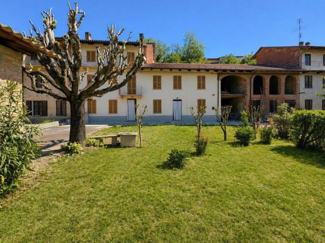 Rustico in vendita a Piemonte, Asti