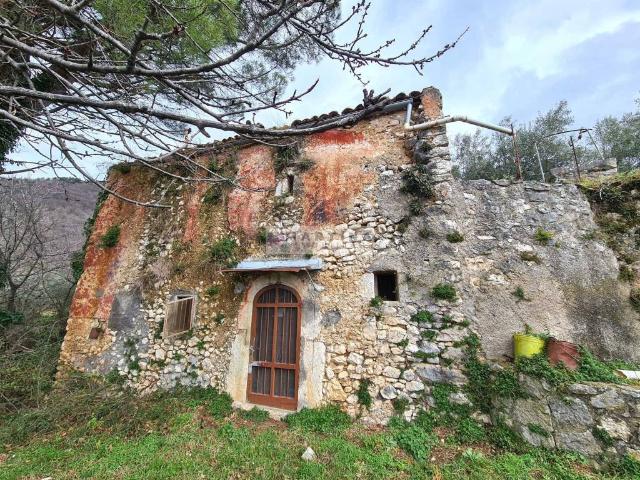 Rustico in vendita a San Donato Val Di Comino, Lazio