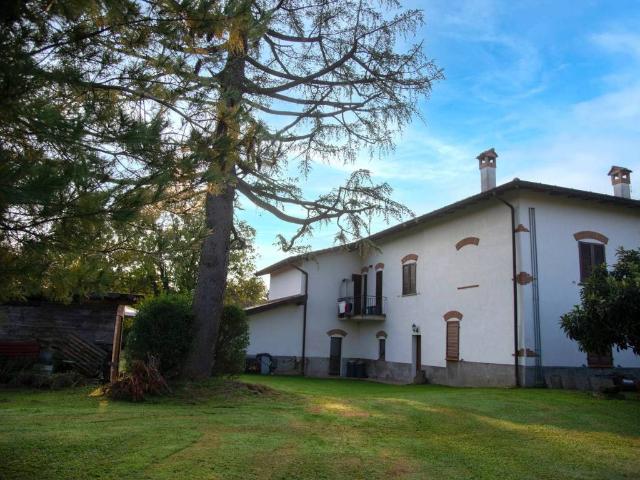 Rustico in vendita a San Fermo Della Battaglia, Lombardia